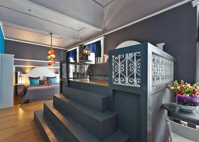 Royal Apartahotel 4*