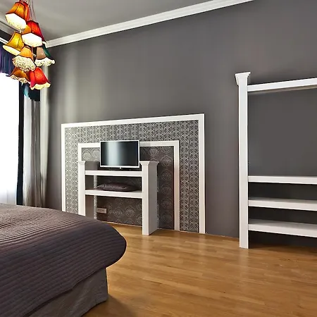 Aparthotel Royal 4*