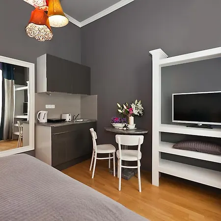 Aparthotel Royal 4*