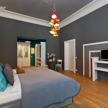 Aparthotel Royal 4*