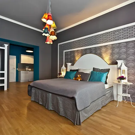 Royal Lägenhetshotell 4*