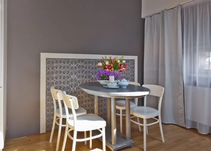 Royal Lägenhetshotell 4*