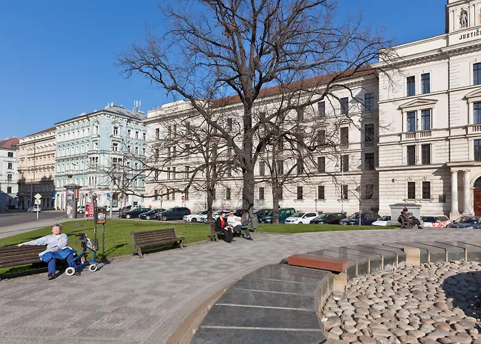 Royal 4* Prag