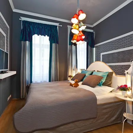 Royal Lägenhetshotell 4*