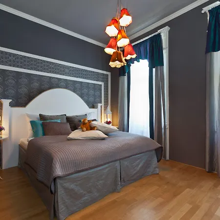 Royal Lägenhetshotell 4*
