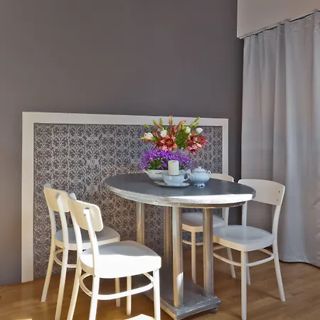 Royal Lägenhetshotell 4*